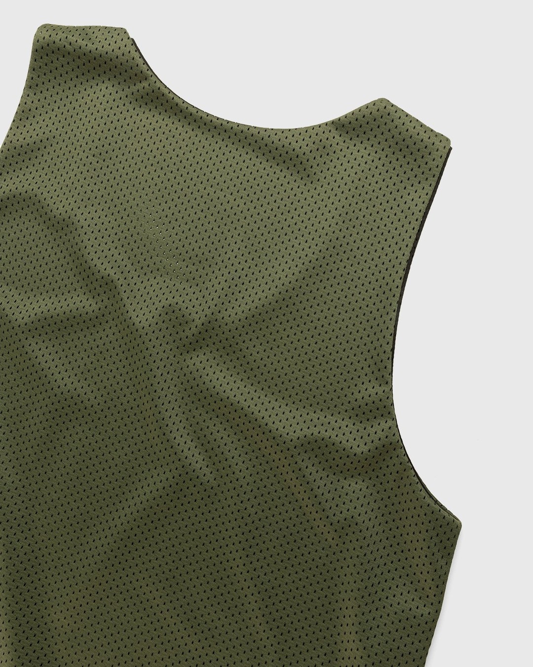 Highsnobiety – HS Sports Reversible Mesh Tank Top Black/Khaki - Tops - Green - Image 9