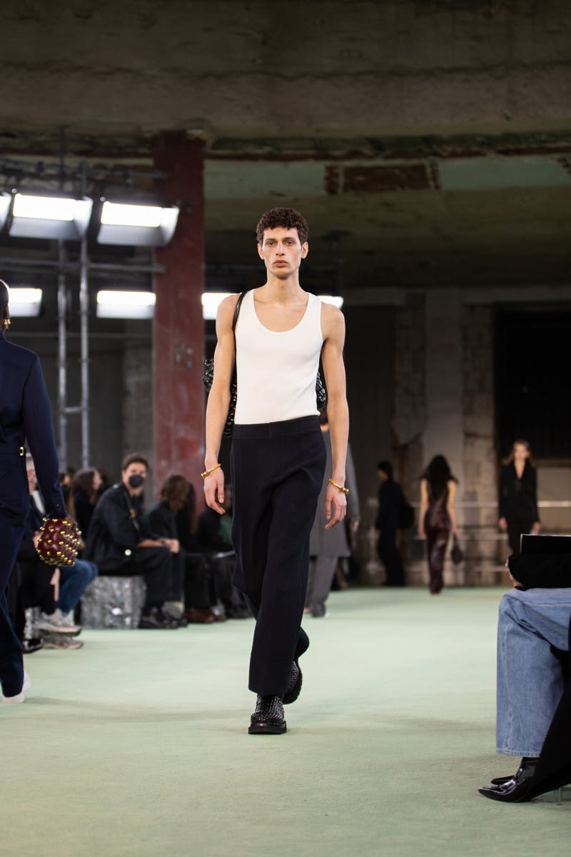 bottega-veneta-fall-winter-2022-collection-runway-show-7