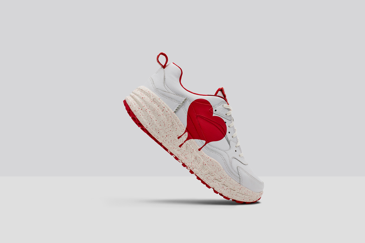 UGG CA805 Valentine’s Day White Heart Sneaker