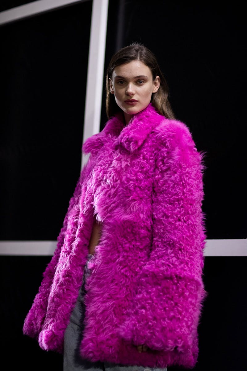 off white fw19 his hers pfw show OFF-WHITE c/o Virgil Abloh paris fashion week