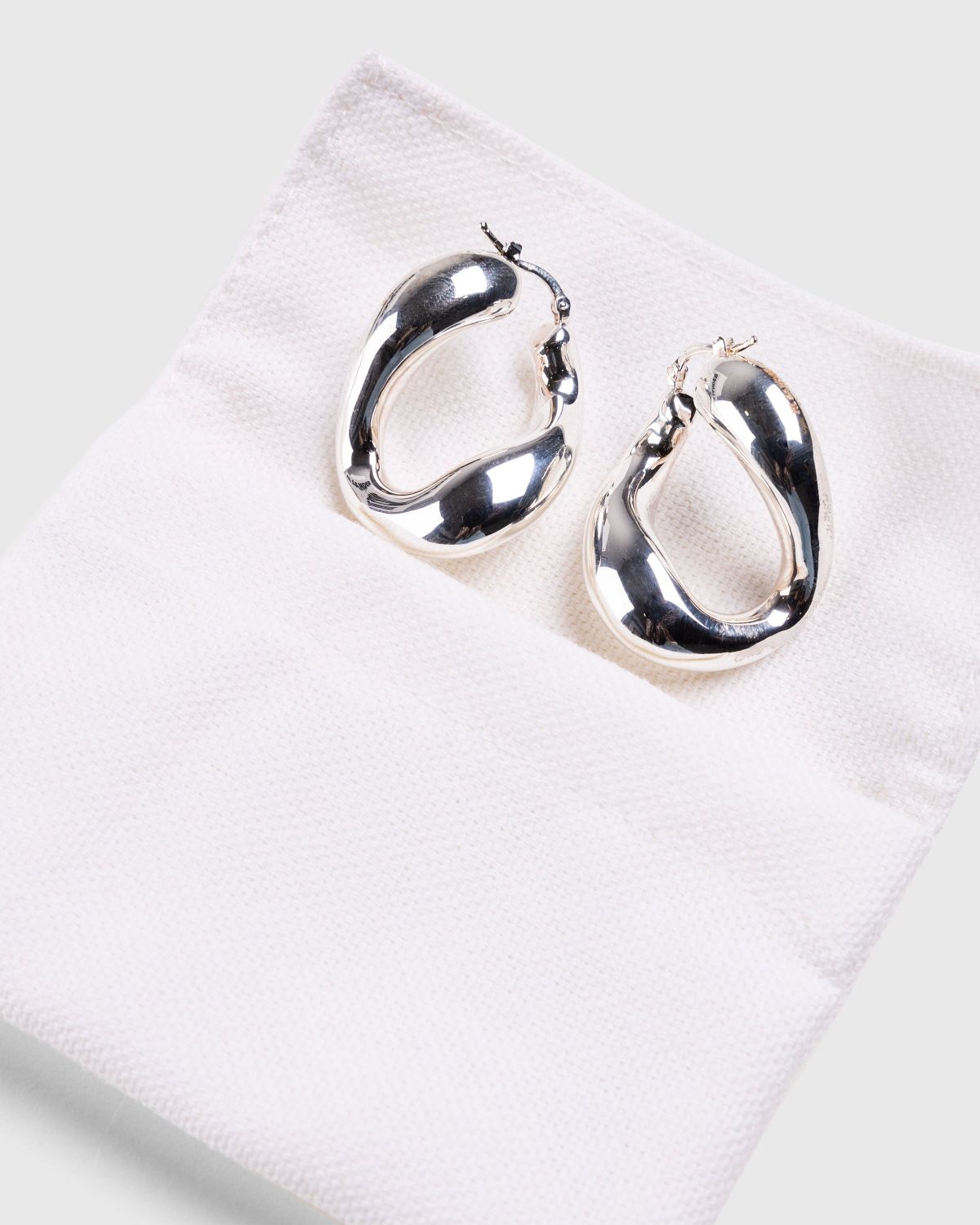 Jil Sander – Scented Chain Earrings Silver - Jewelry - Silver - Image 3