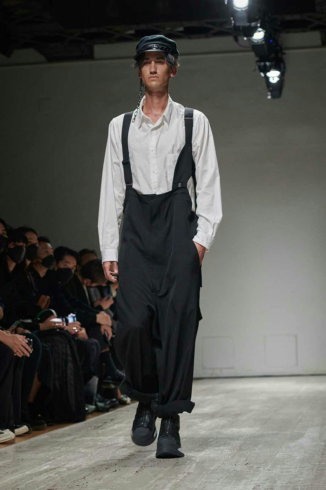 De volgende Meyella ziel Yohji Yamamoto x adidas Superstar SS23 Sneaker Collab, Runway