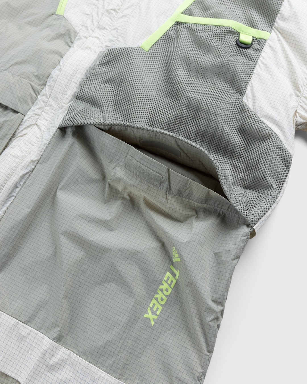 Adidas – U Voyager Light Windbreaker Aluminum/Feather Grey - Outerwear - Beige - Image 6
