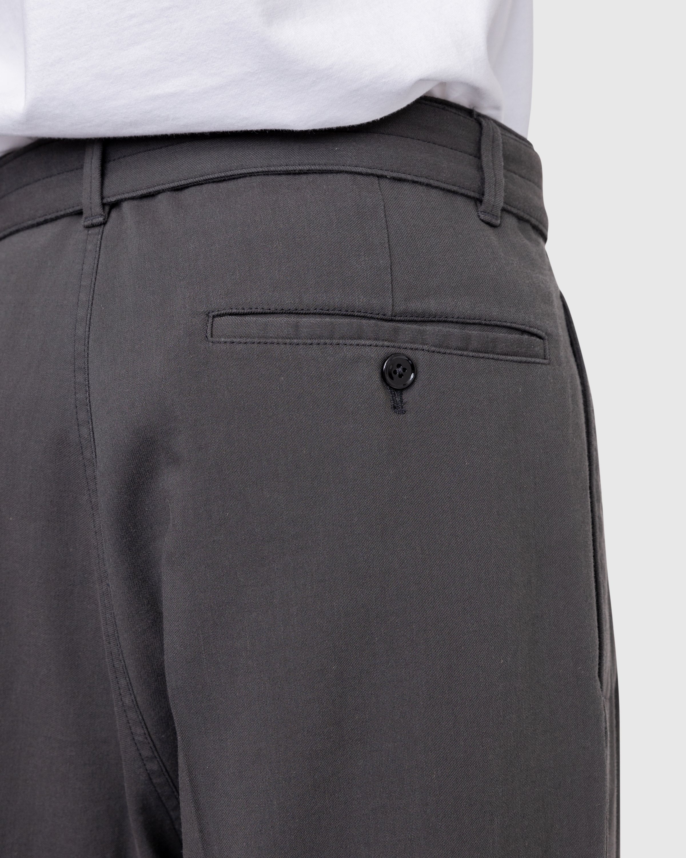 Lemaire – Loose Pleated Pants Grey | Highsnobiety Shop