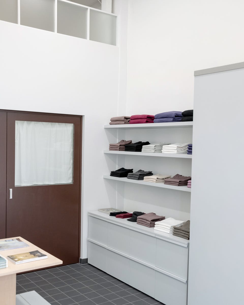 Lady White Co store (11)
