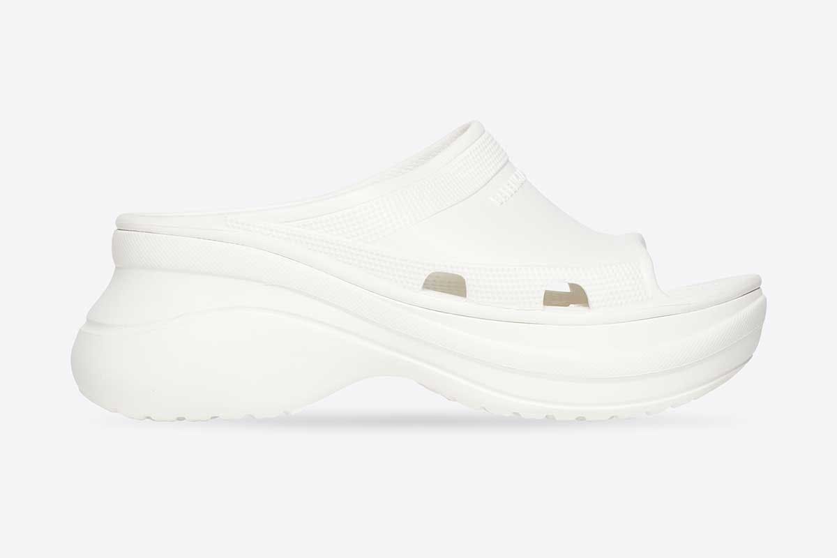 balenciaga-crocs-pool-slide-sandal-buy-collab- (12)