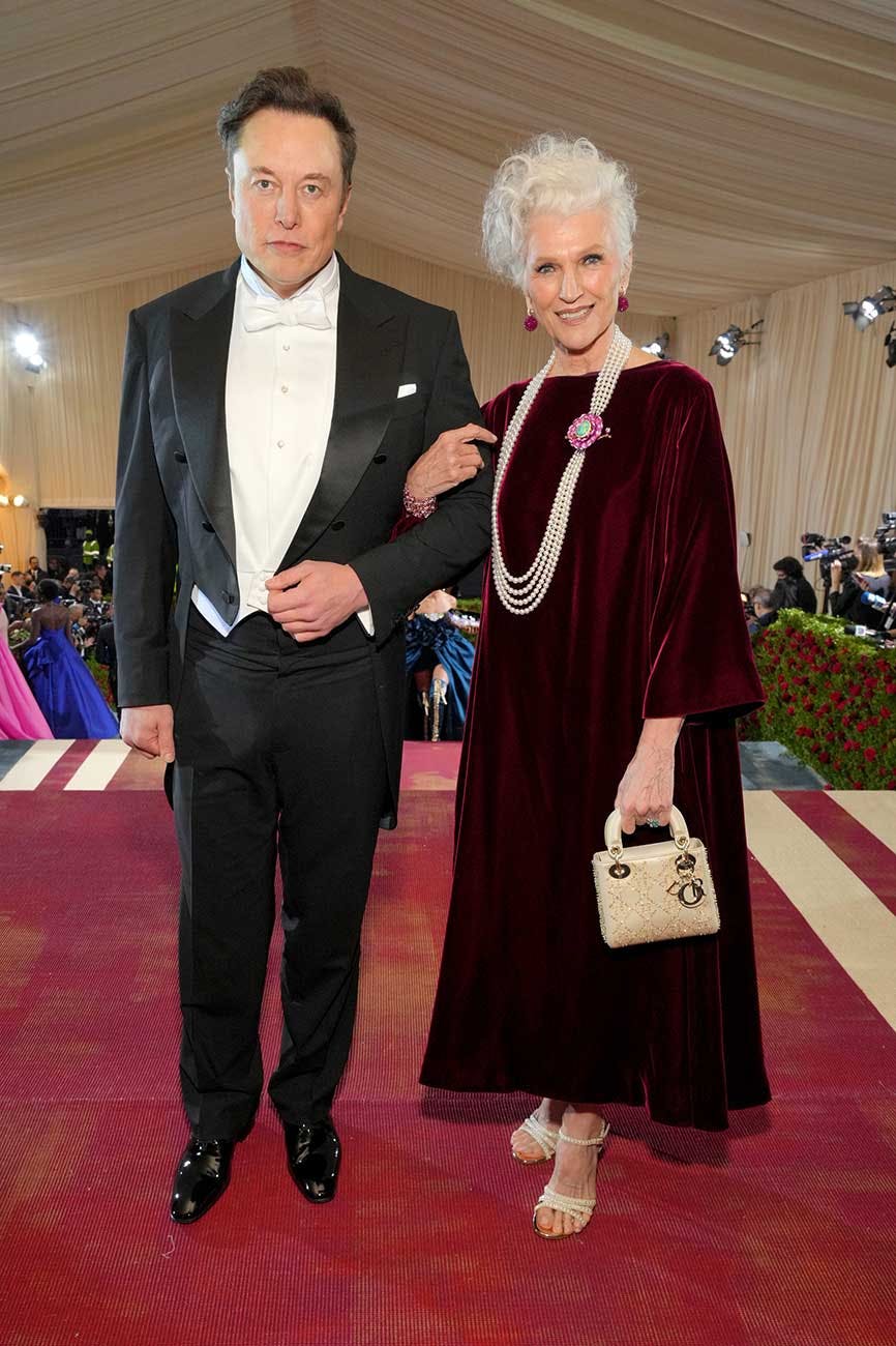 met-gala-2022-best-dressed-outfits-red-carpet-8893