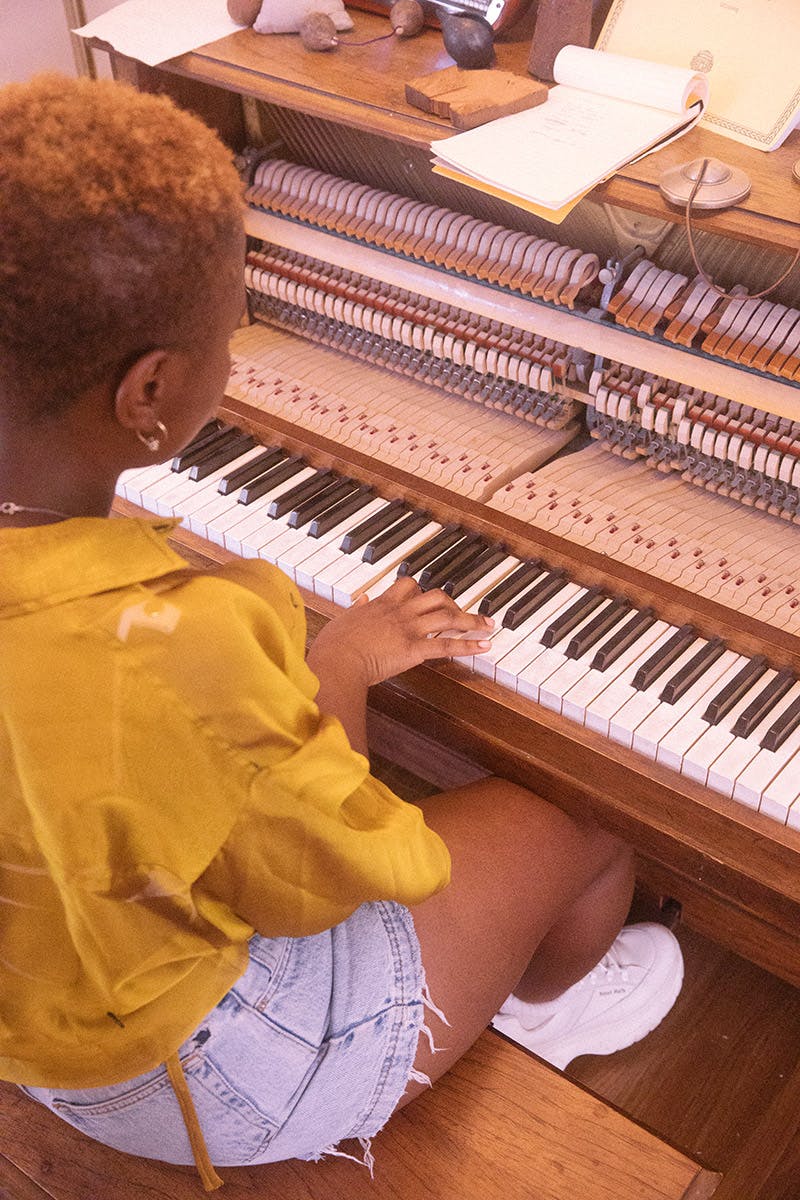vagabon-how-i-start-my-day-04