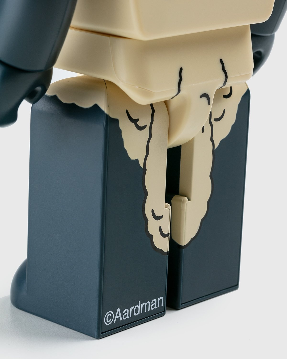 Medicom – Be@rbrick Shaun the Sheep 100% and 400% Set Multi - Art & Collectibles - Multi - Image 5