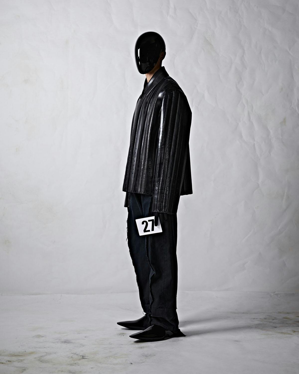 balenciaga-couture-2022-kim-kardashian-27