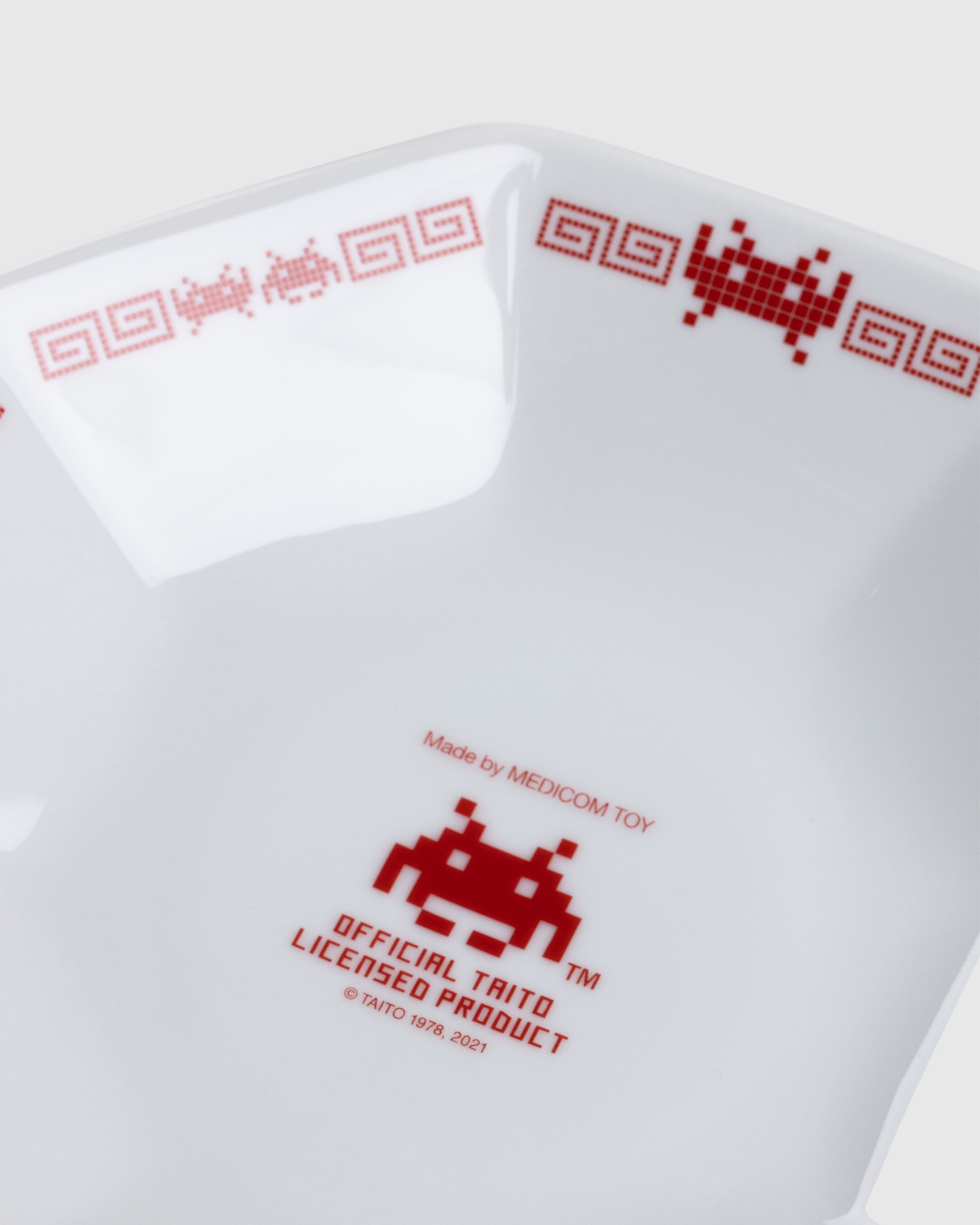 Medicom – Space Invaders Charhan Dish Multi - Ceramics - Multi - Image 2