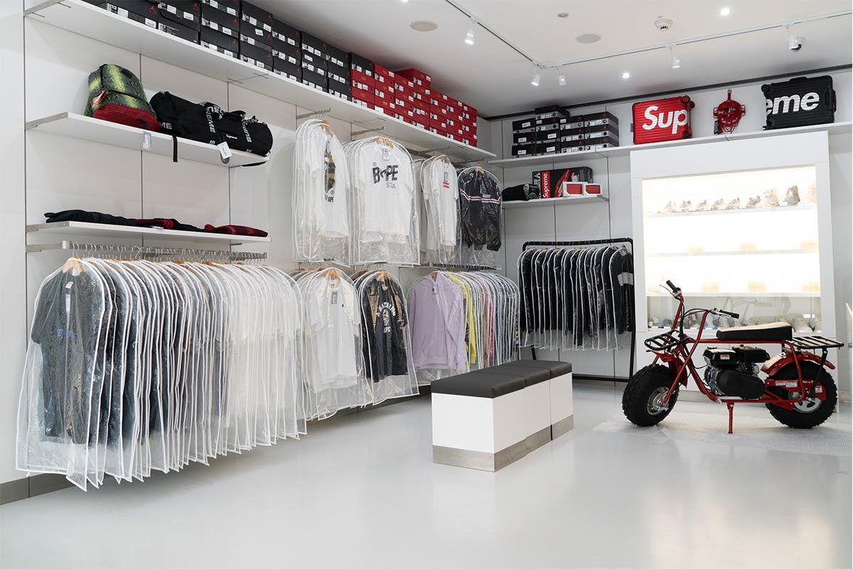 best vintage stores berlin AMEX american express platinum fashion