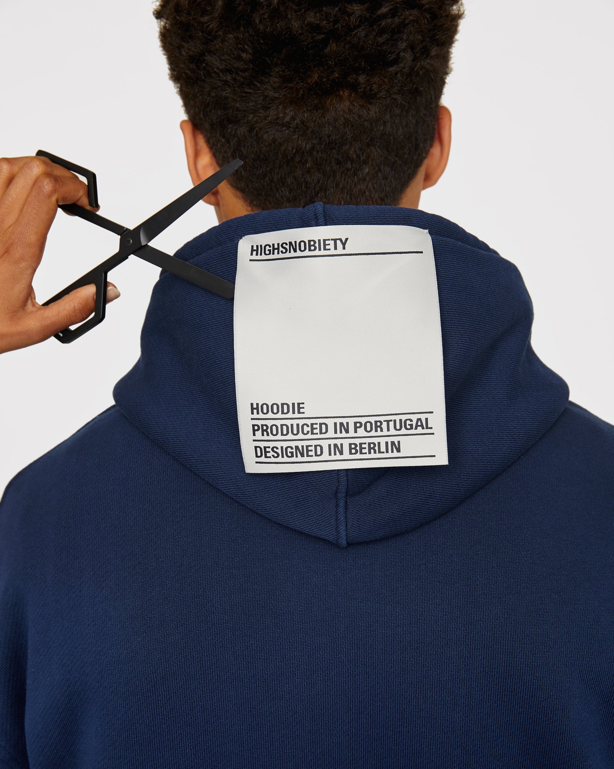 Highsnobiety – Staples Hoodie Navy - Sweats - Blue - Image 4