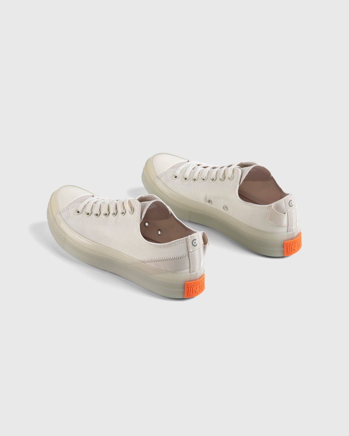 Converse store desert sand