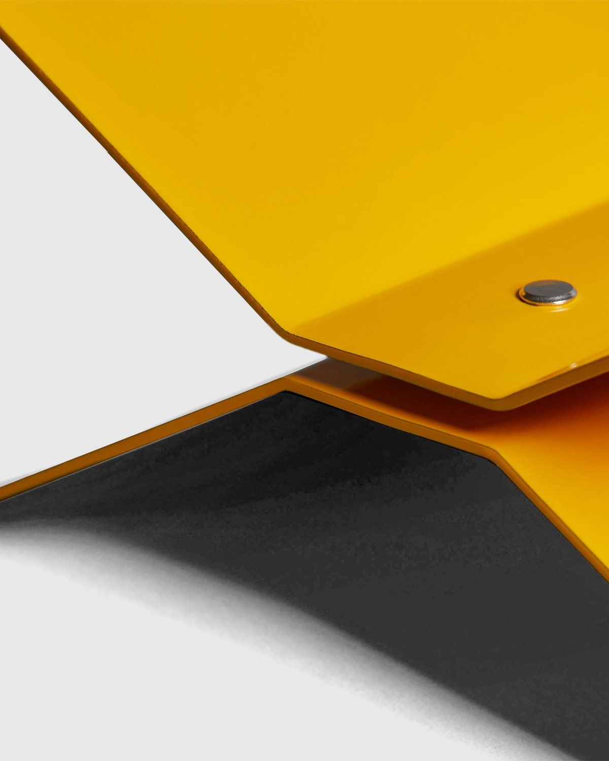 Baebsy – Atlas Bookstand Yellow - Deco - Yellow - Image 5