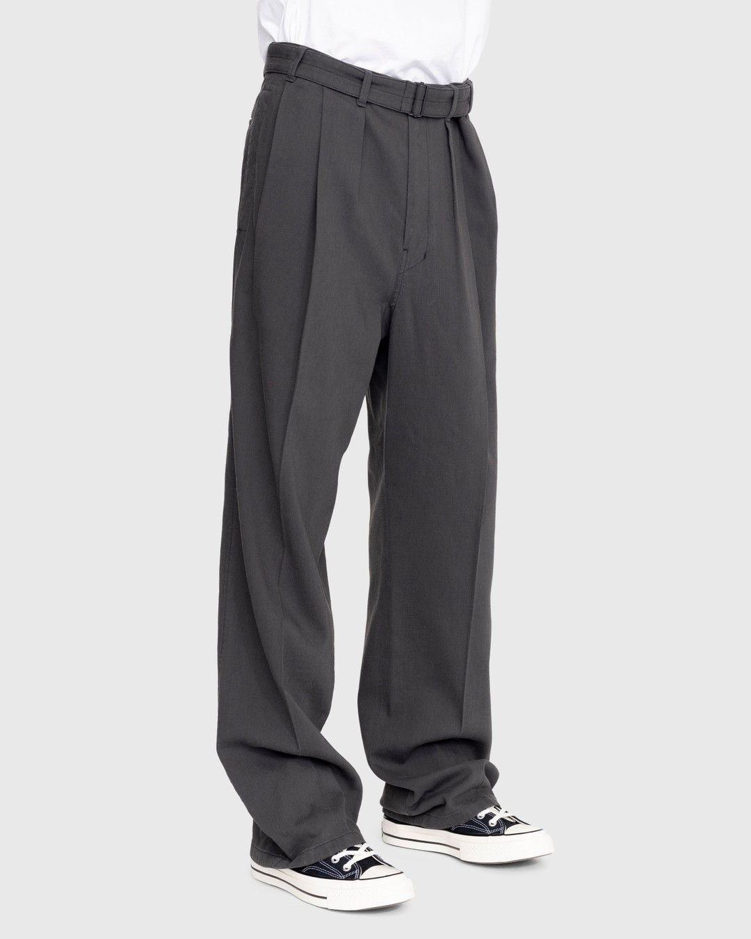 Lemaire – Loose Pleated Pants Grey - Pants - Brown - Image 5