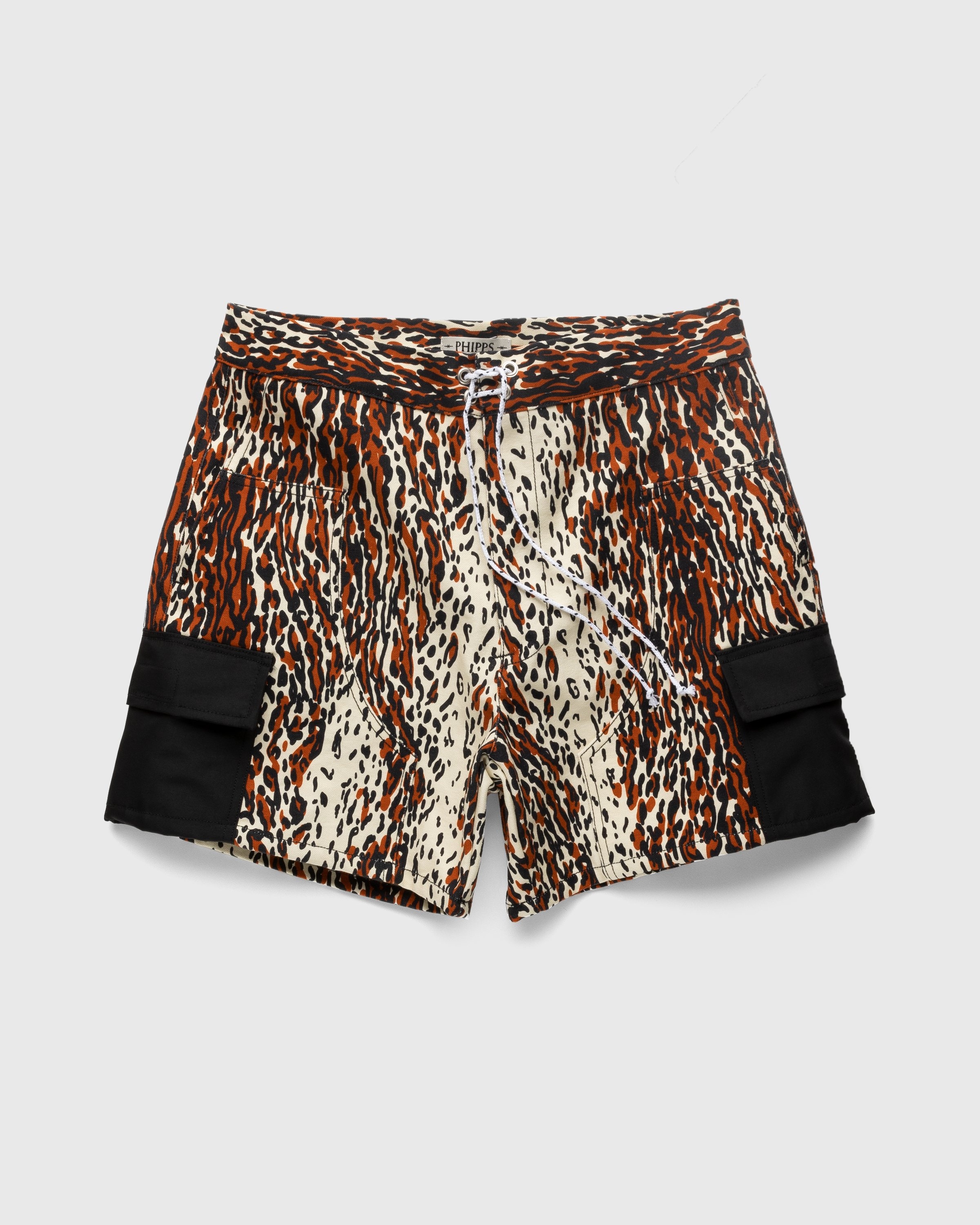 Phipps – Action Shorts Printed Canvas Leopard - Active Shorts - Brown - Image 1