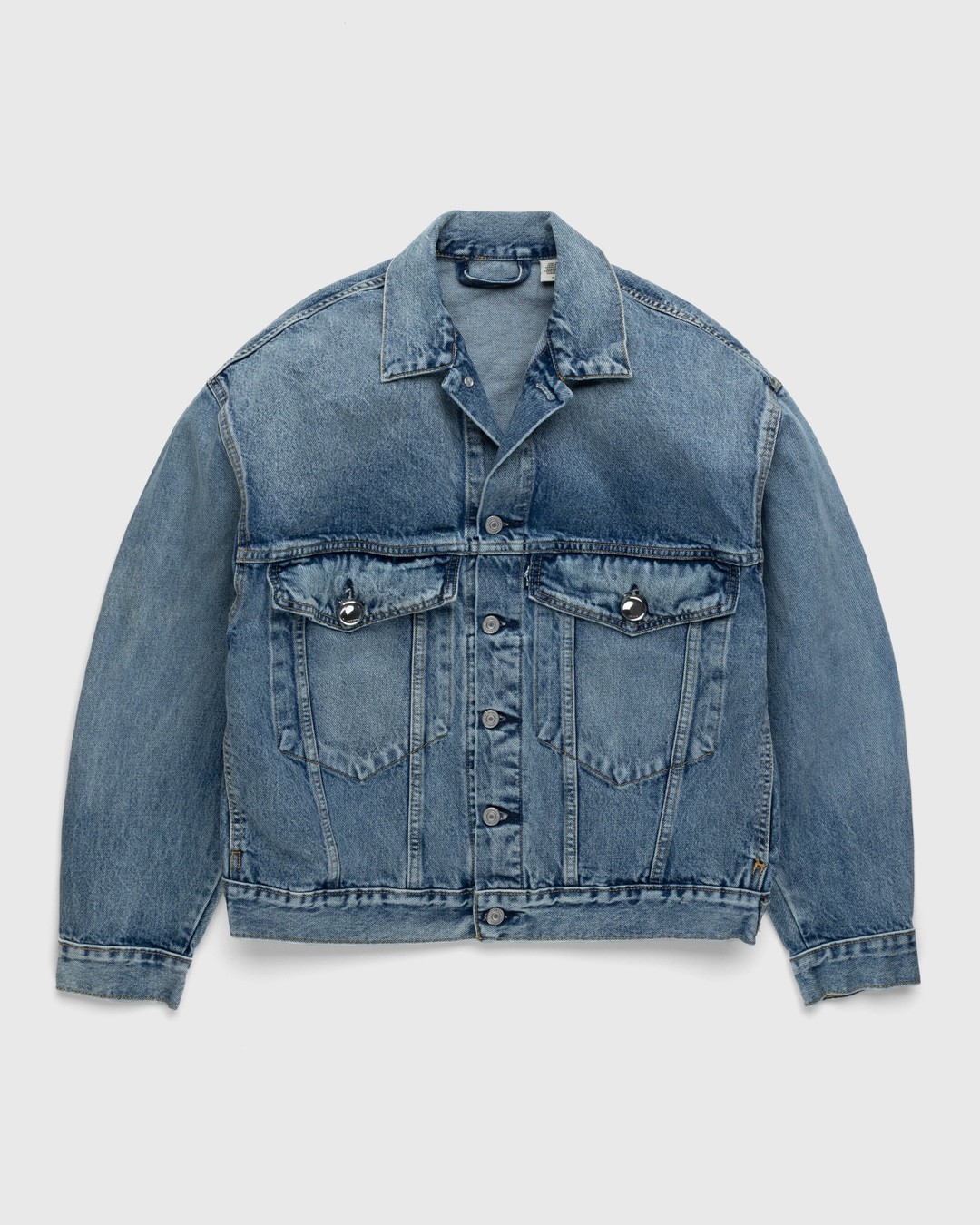 Levi's x AMBUSH – Trucker Jacket Mid Indigo - Outerwear - Blue - Image 1