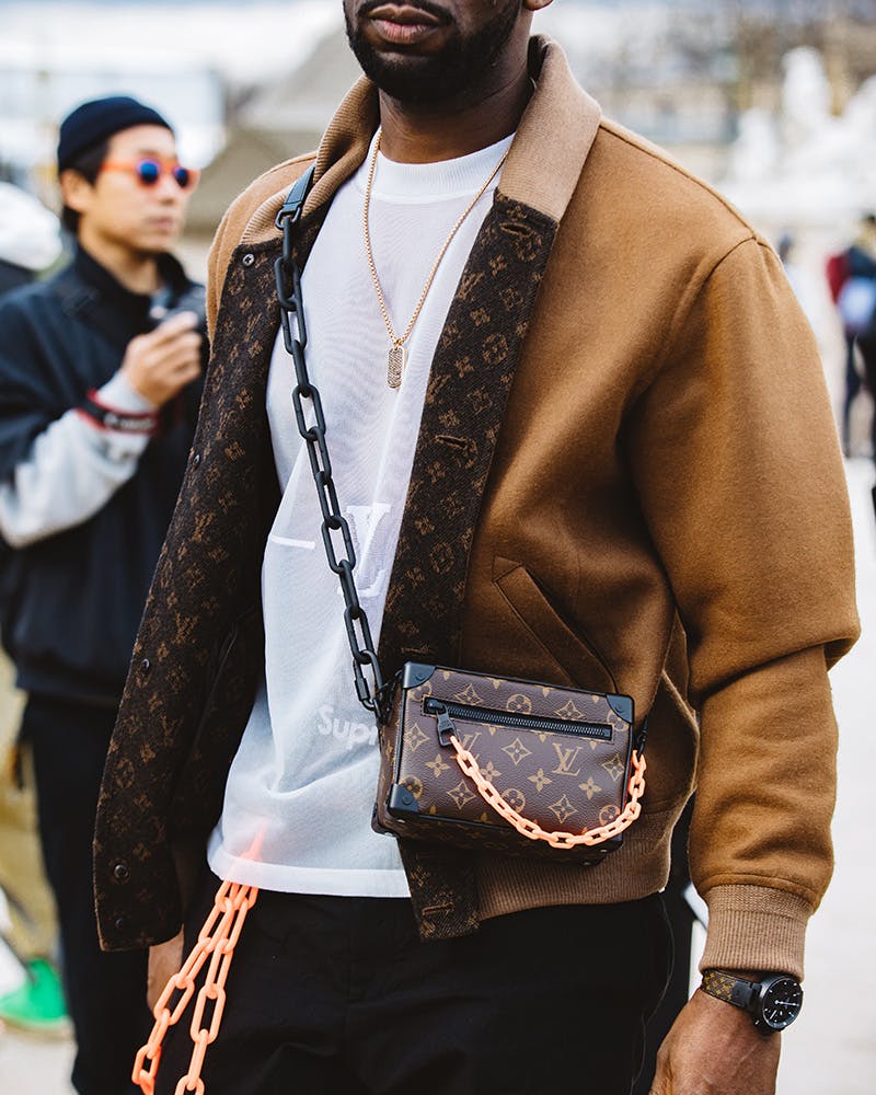 12_HISNO2_Case_Study_Louis_Vuitton_MFW19_Paris_StreetStyle_JulienTell_11
