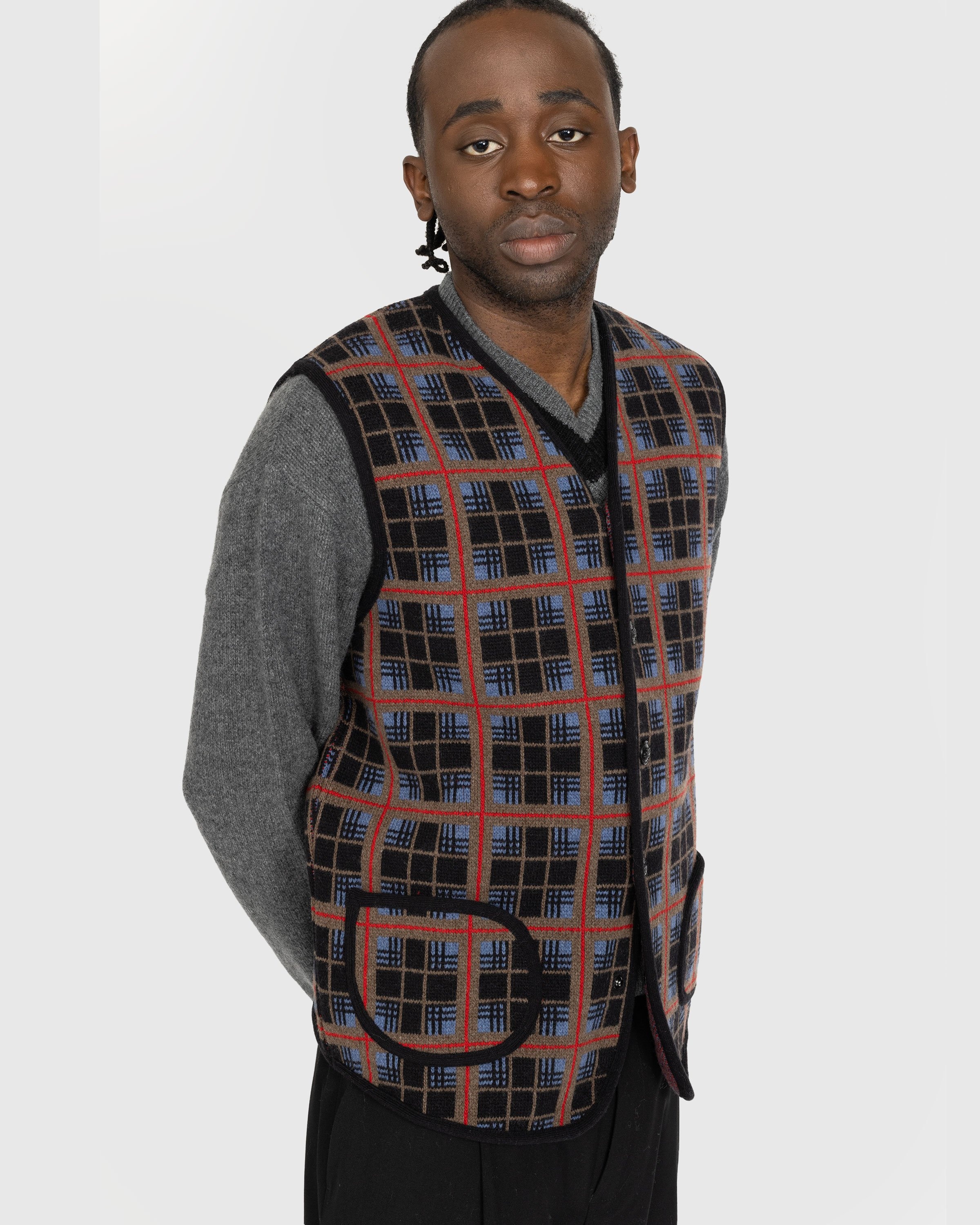 THAMES MMXX. Shooting Vest Brown Highsnobiety Shop