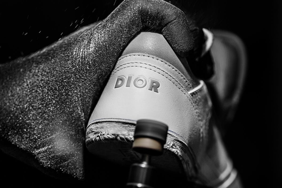 dior-b27-sneaker-release-date-price-new-01