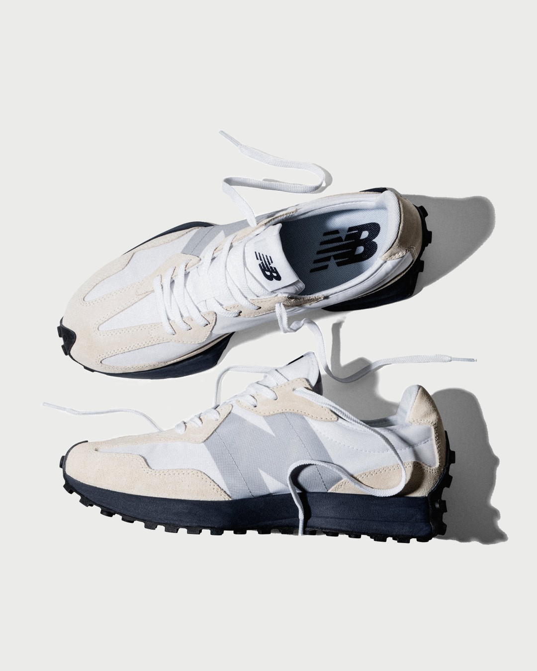 New Balance – MS327 Munsell White/Navy - Sneakers - White - Image 3
