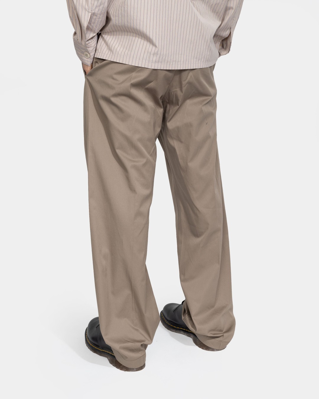 Lemaire – Easy Pleated Pants Beige - Pants - Beige - Image 3