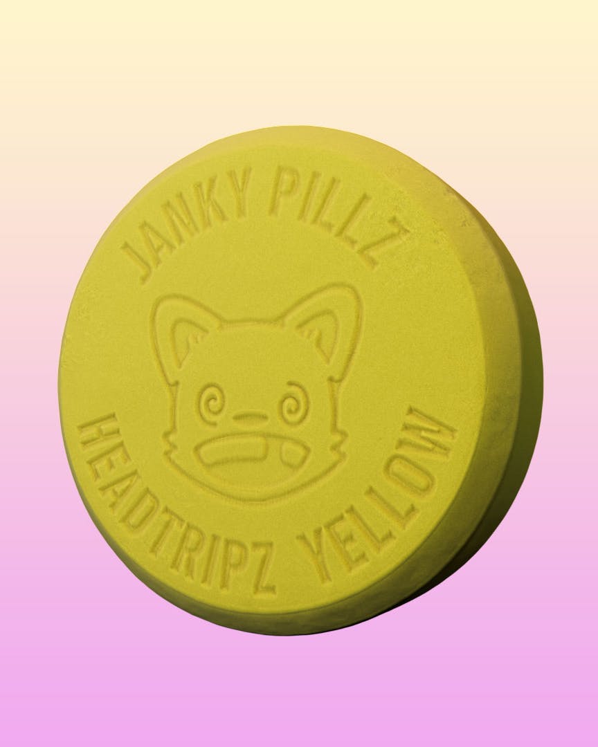 superplastic nft headtripz pillz gucci (2)