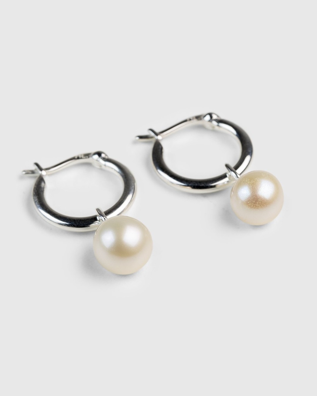 Hatton Labs – Freshwater Pearl Hoop Earrings White - Earrings - Silver - Image 2