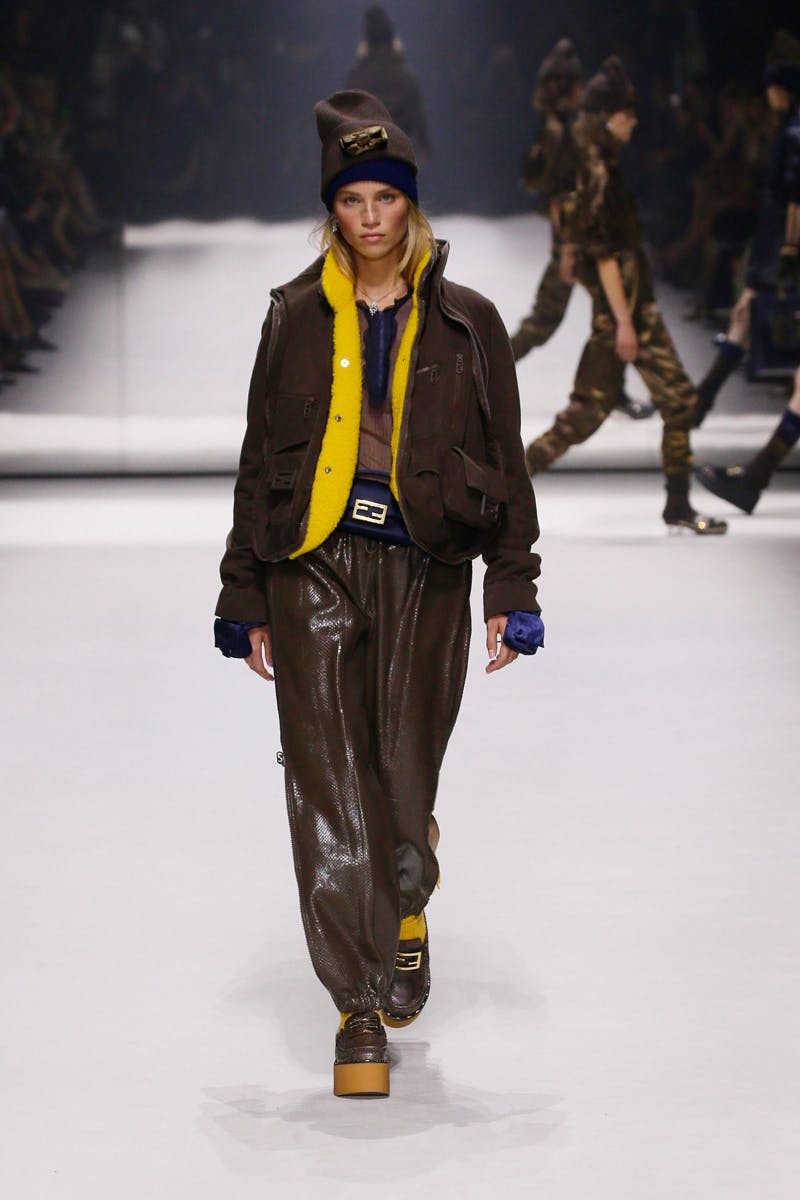 fendi-marc-jacobs-tiffany-baguette-bag-collab-24