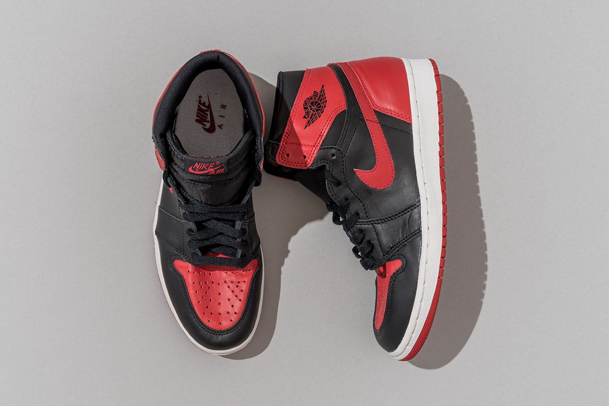1994 Air Jordan 1 Black/red