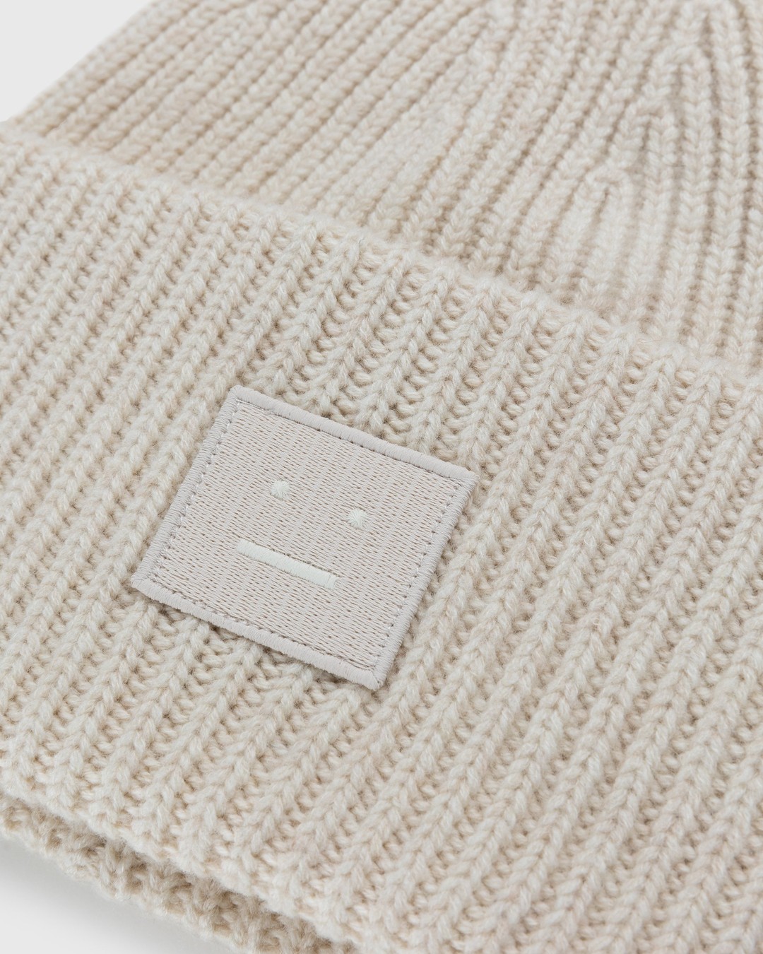 Acne clearance studios face