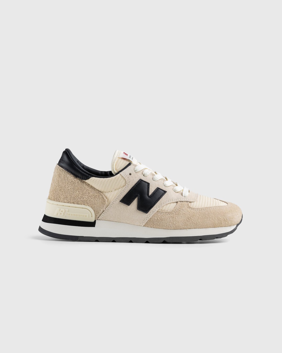 New Balance – M990AD1 Brown - Sneakers - Beige - Image 1