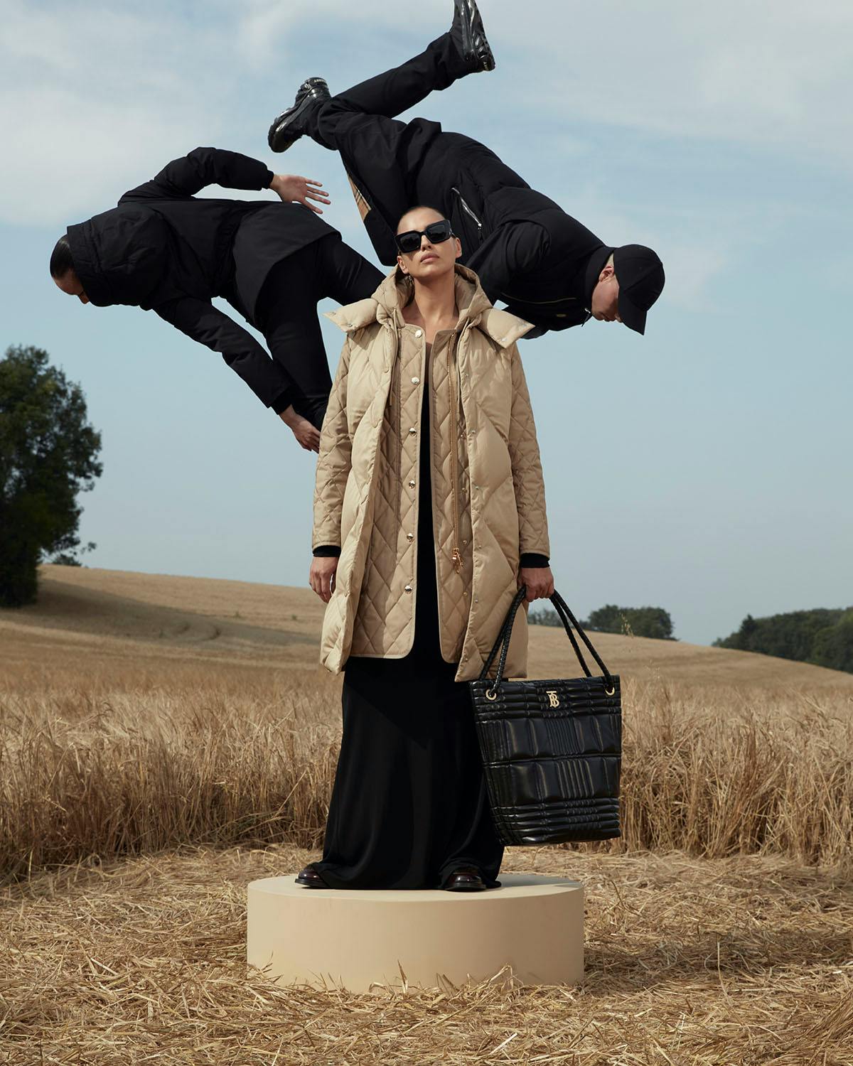 burberry-fw21-campaign-02