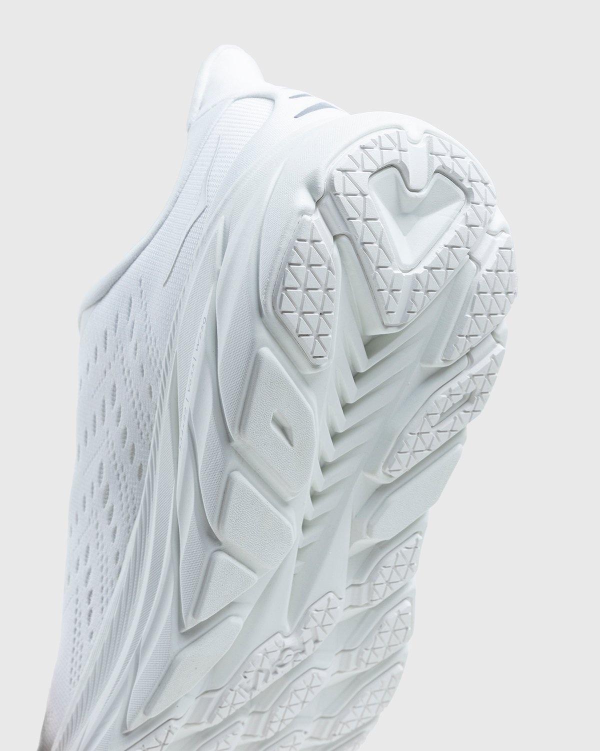 HOKA – Clifton 8 White / White - Sneakers - White - Image 6