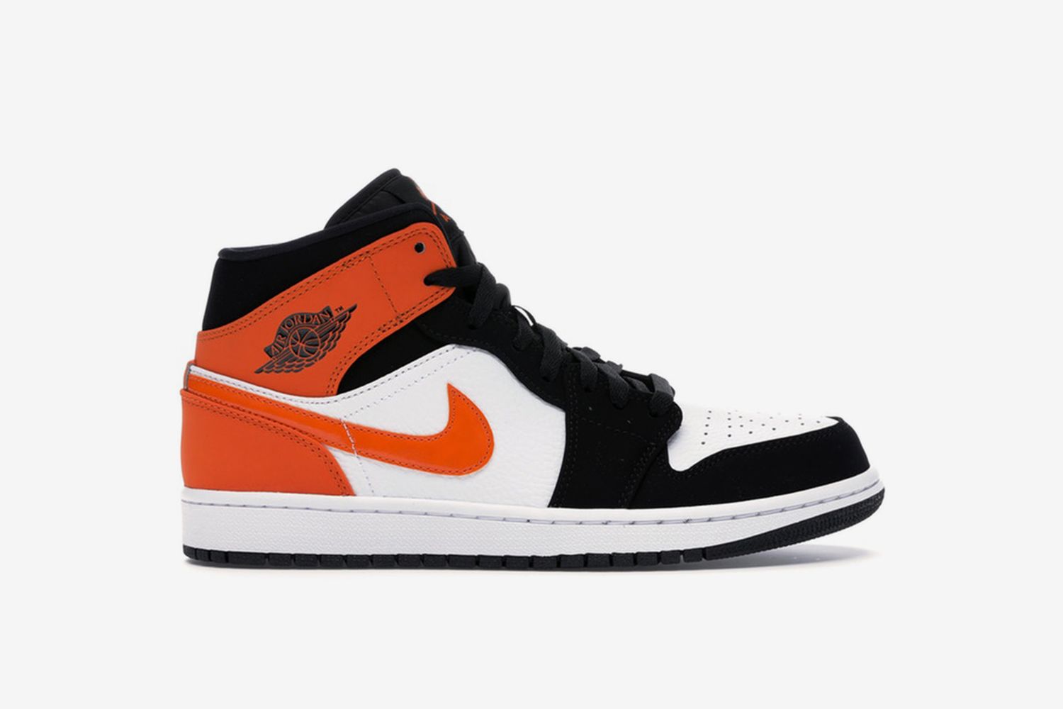 Shop the “Shattered Backboard 3.0” Air Jordan 1 at StockX