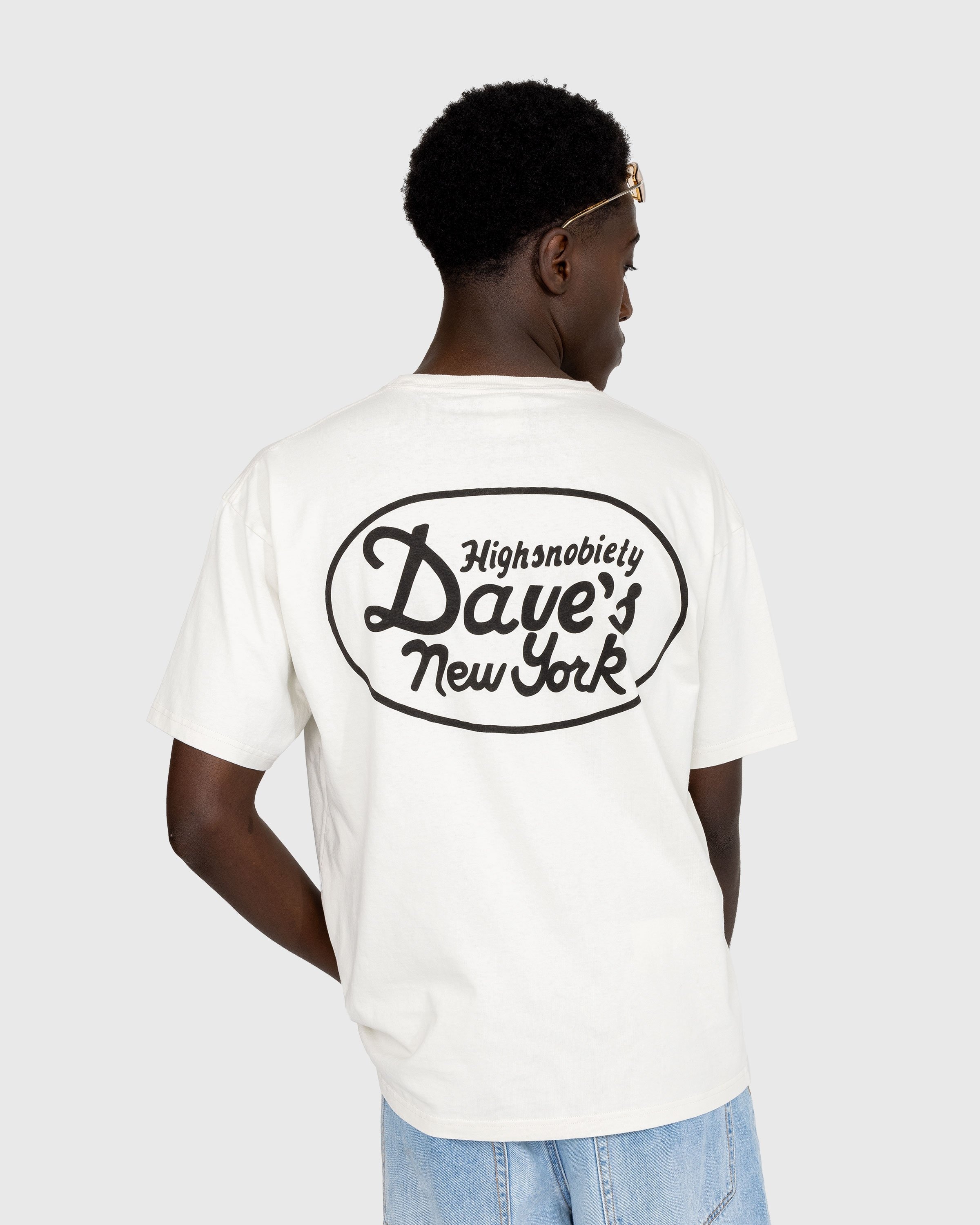 Dave's New York x Highsnobiety – T-Shirt Eggshell - T-shirts - Beige - Image 4