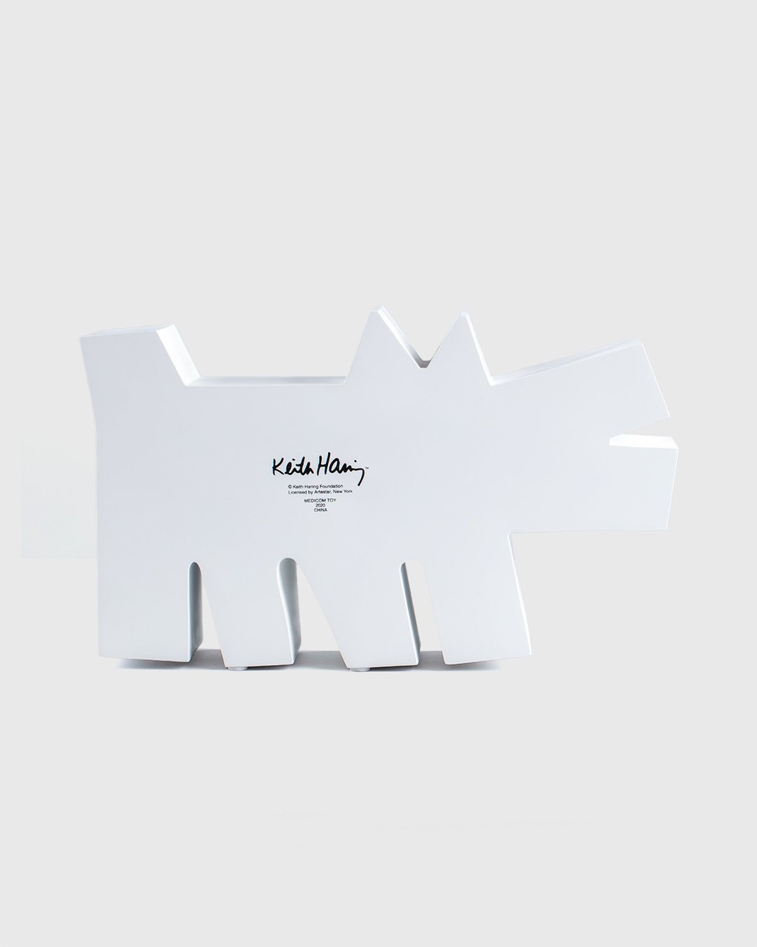 Medicom – Keith Haring Barking Dog Statue White - Toys - White - Image 2