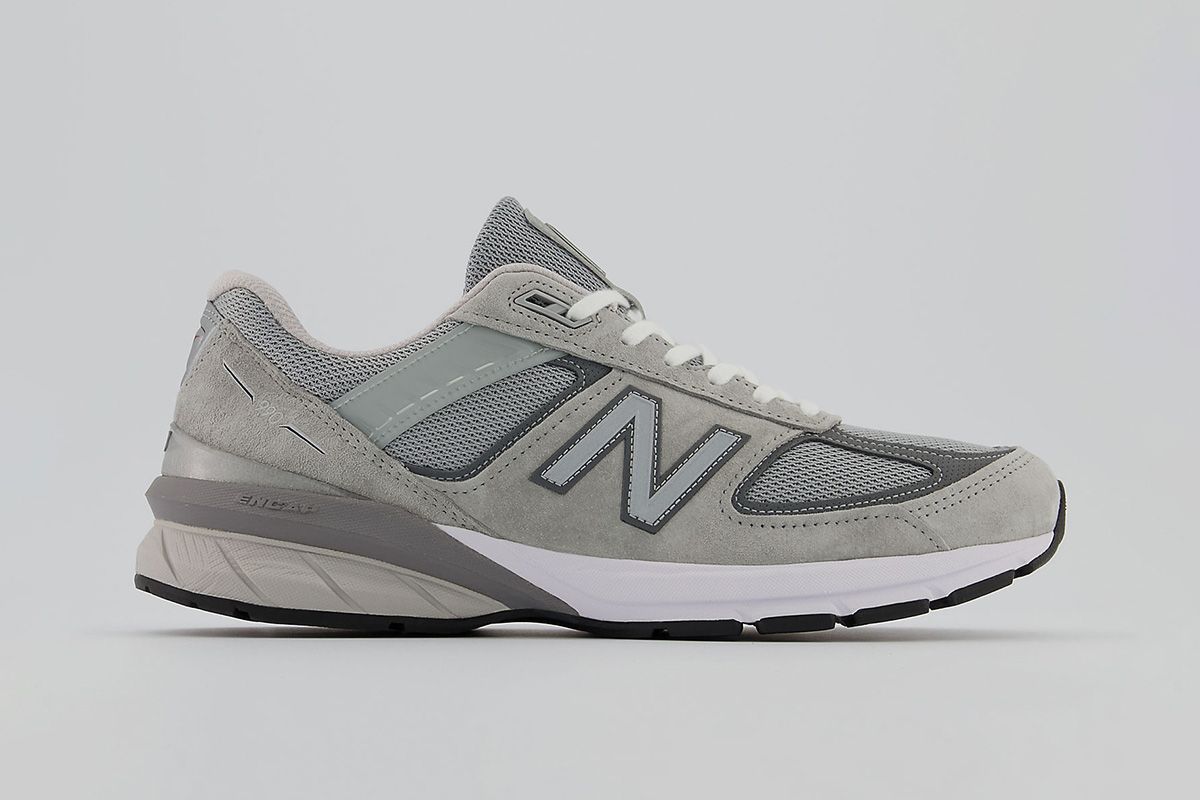 new balance grey sneakers