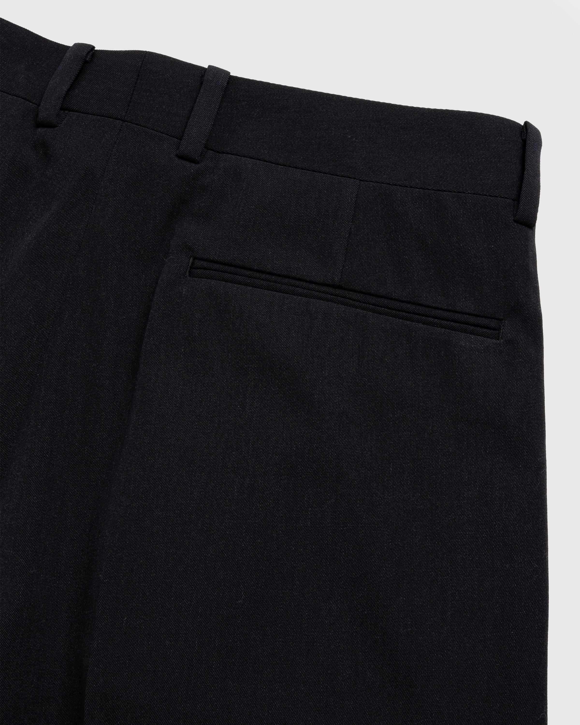 Auralee – Light Wool Max Gabardine Shorts Black   Highsnobiety Shop