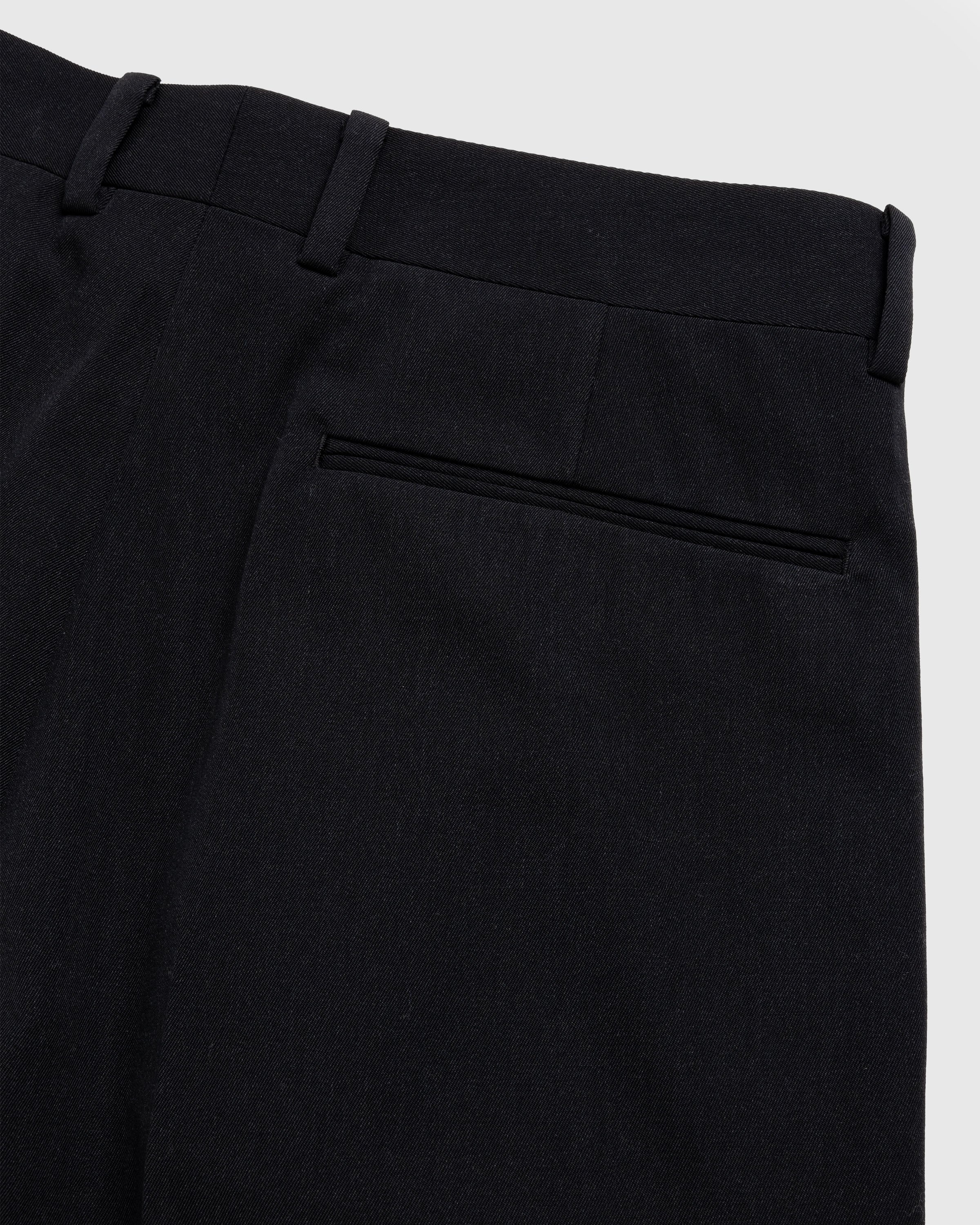 Auralee – Light Wool Max Gabardine Shorts Black - Shorts - Black - Image 6