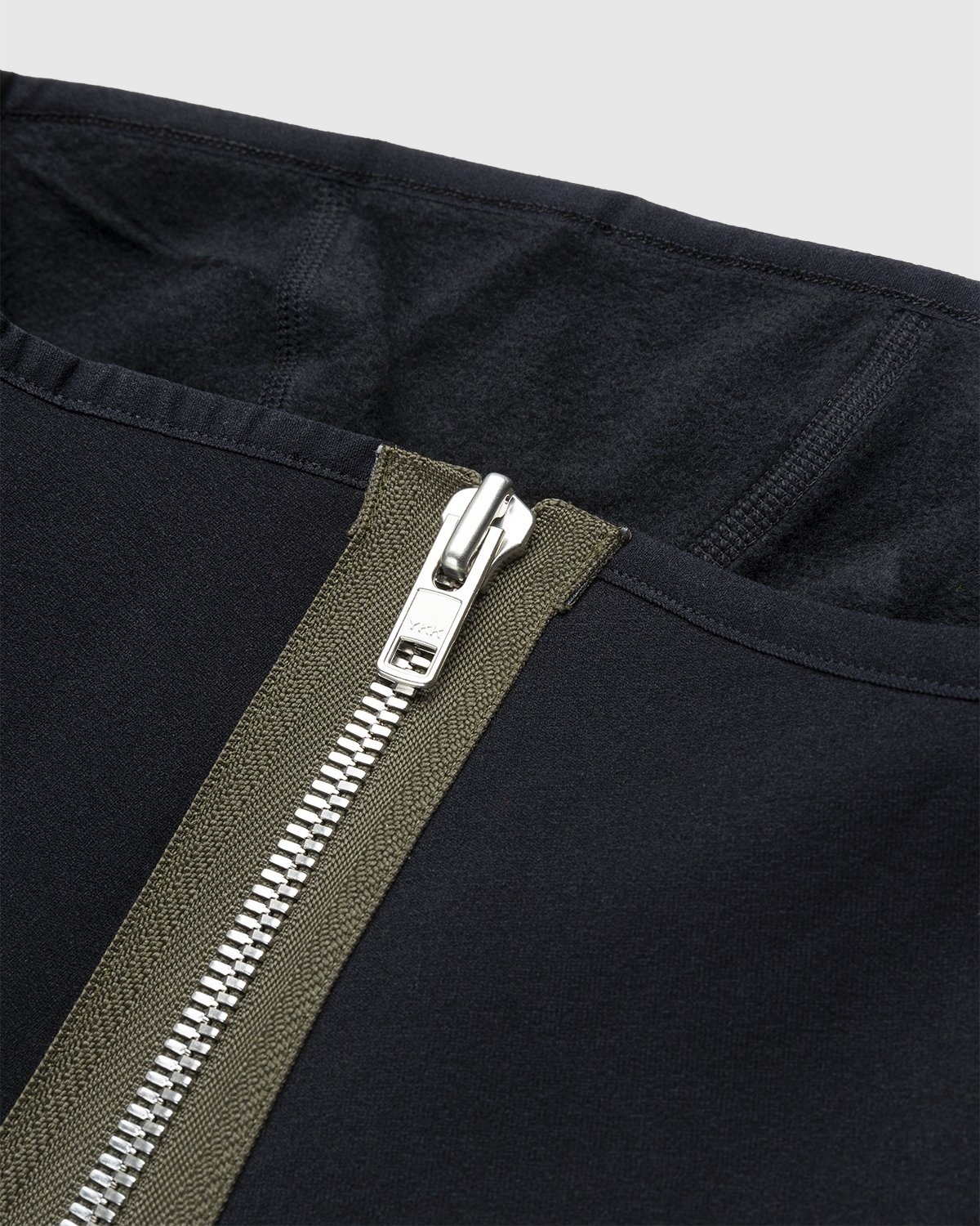 ACRONYM – NG4-PS Neckgaitor Olive Silver - Knits - Green - Image 3