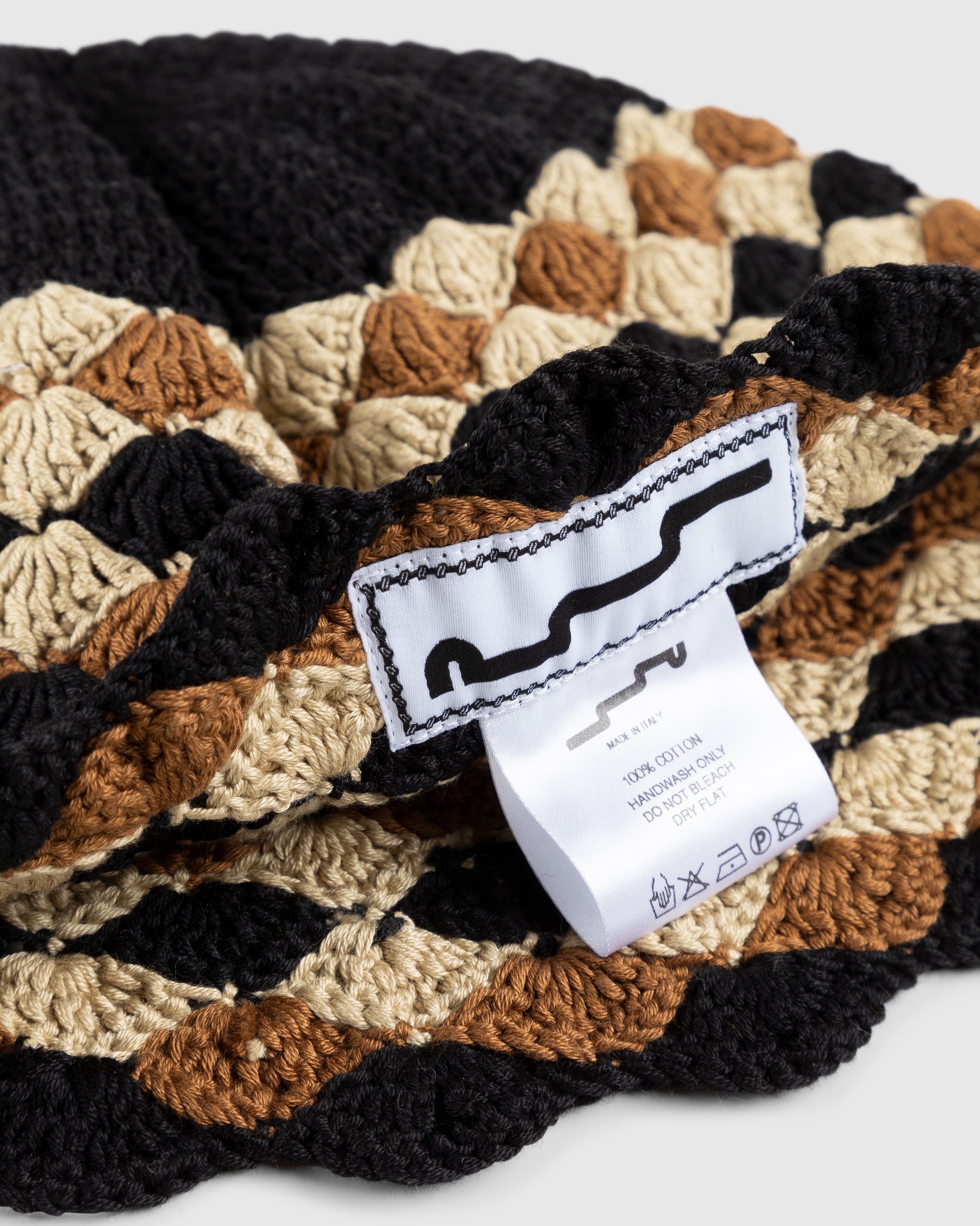 SSU – Seashell Stitch Crochet Bucket Hat Black/Brown - Bucket Hats - Black - Image 2