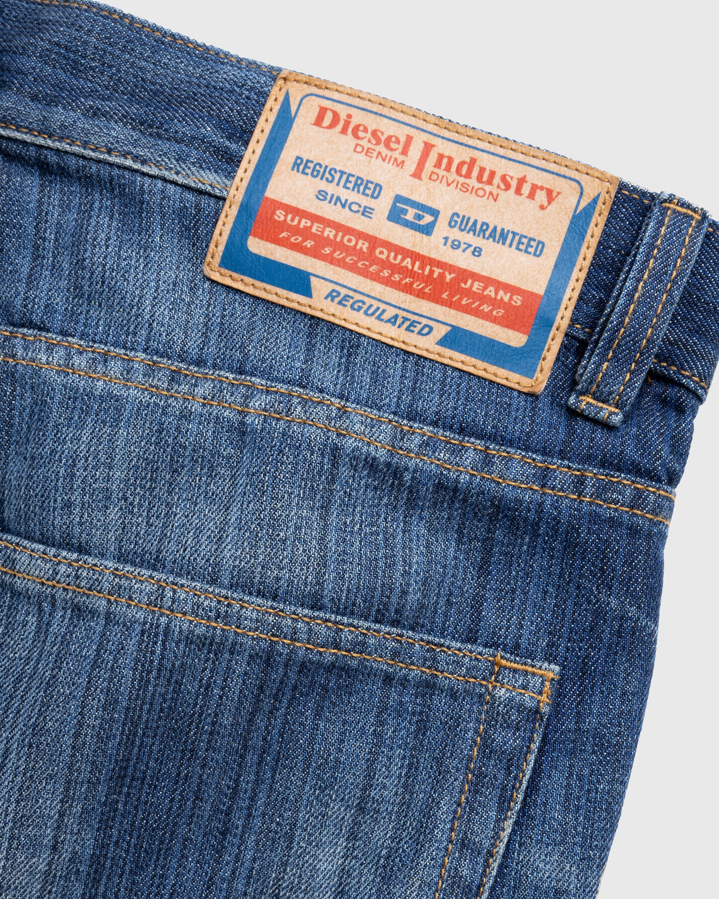 Diesel – 2010-D-Macs Straight Jeans Blue - Pants - Blue - Image 6