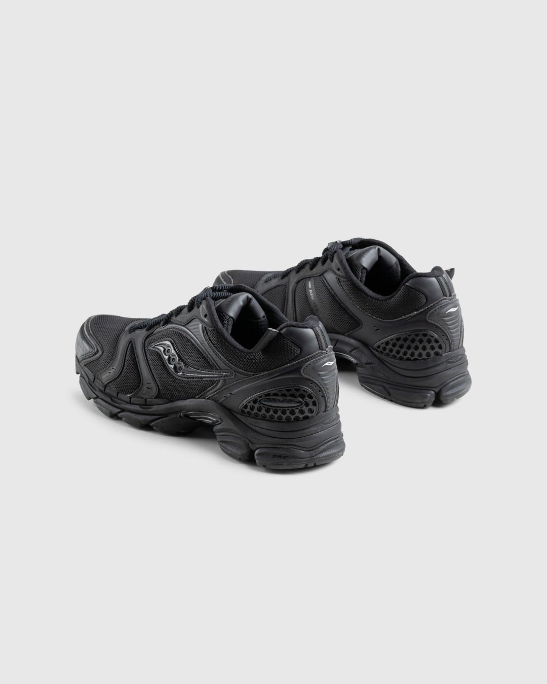 Saucony – ProGrid Triumph 4 Black - Sneakers - Black - Image 3