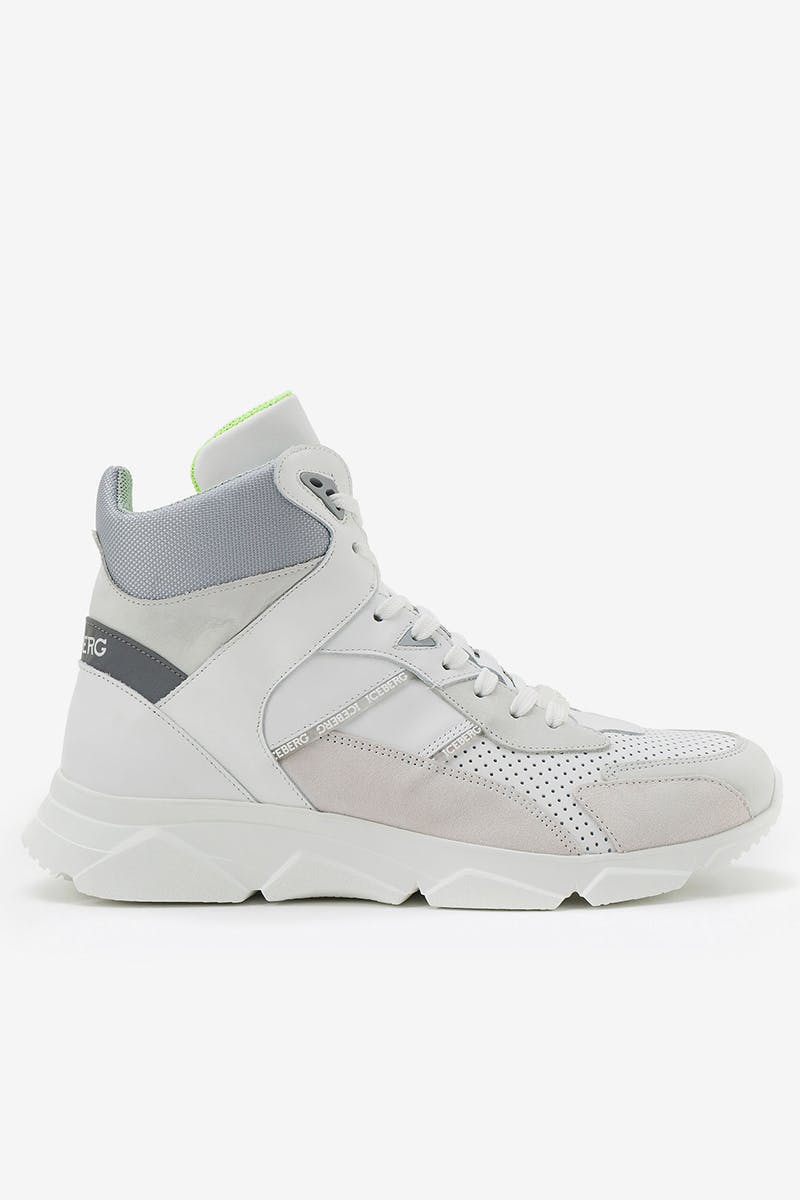 iceberg-sneaker-urban-trek-runner-punk-pop-culture-pre-fall-2019-1