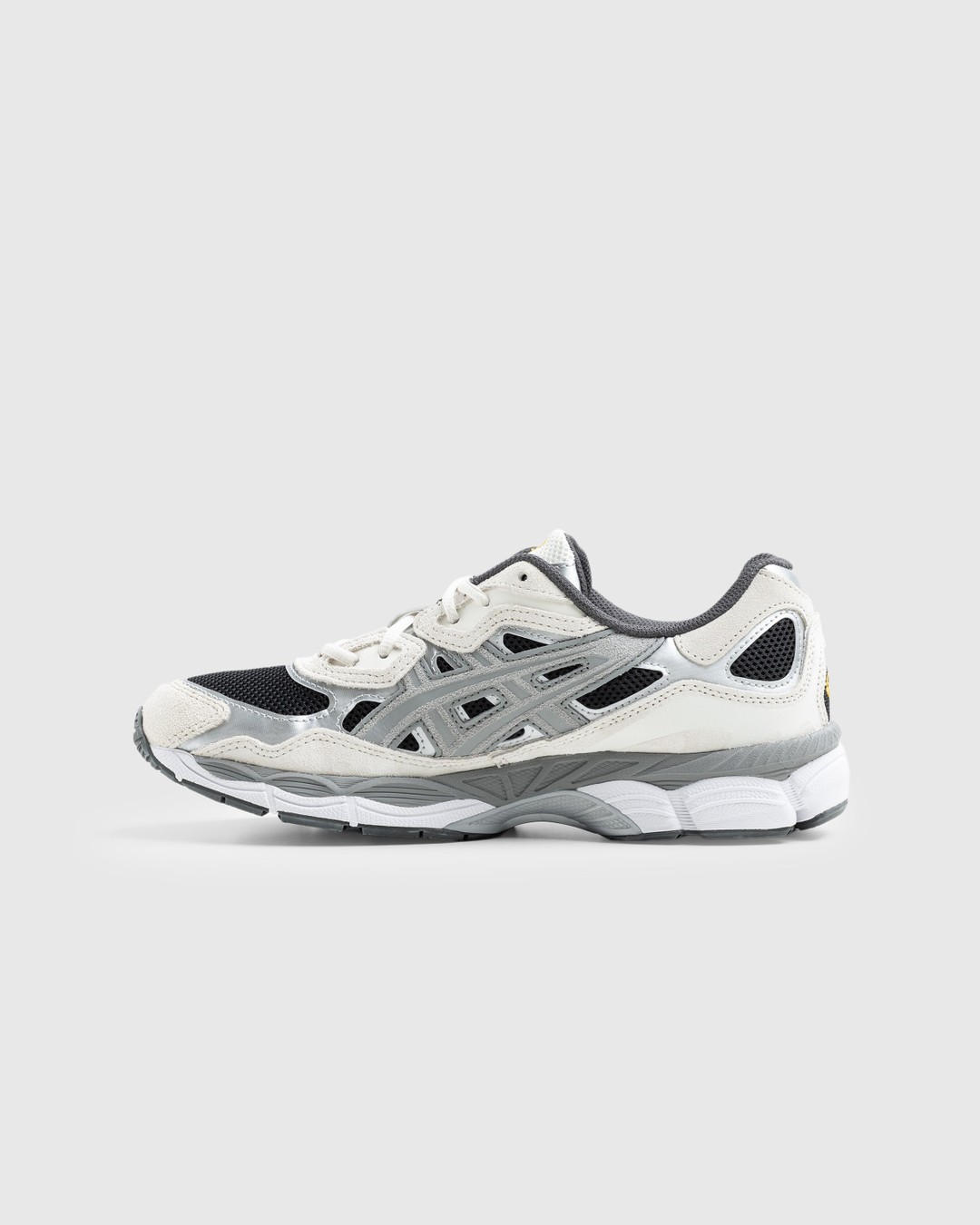 asics – GEL-NYC Black/Clay Grey - Sneakers - Grey - Image 2