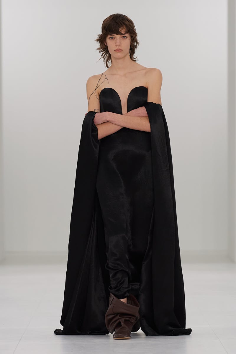 loewe-fall-winter-2023-womens-49