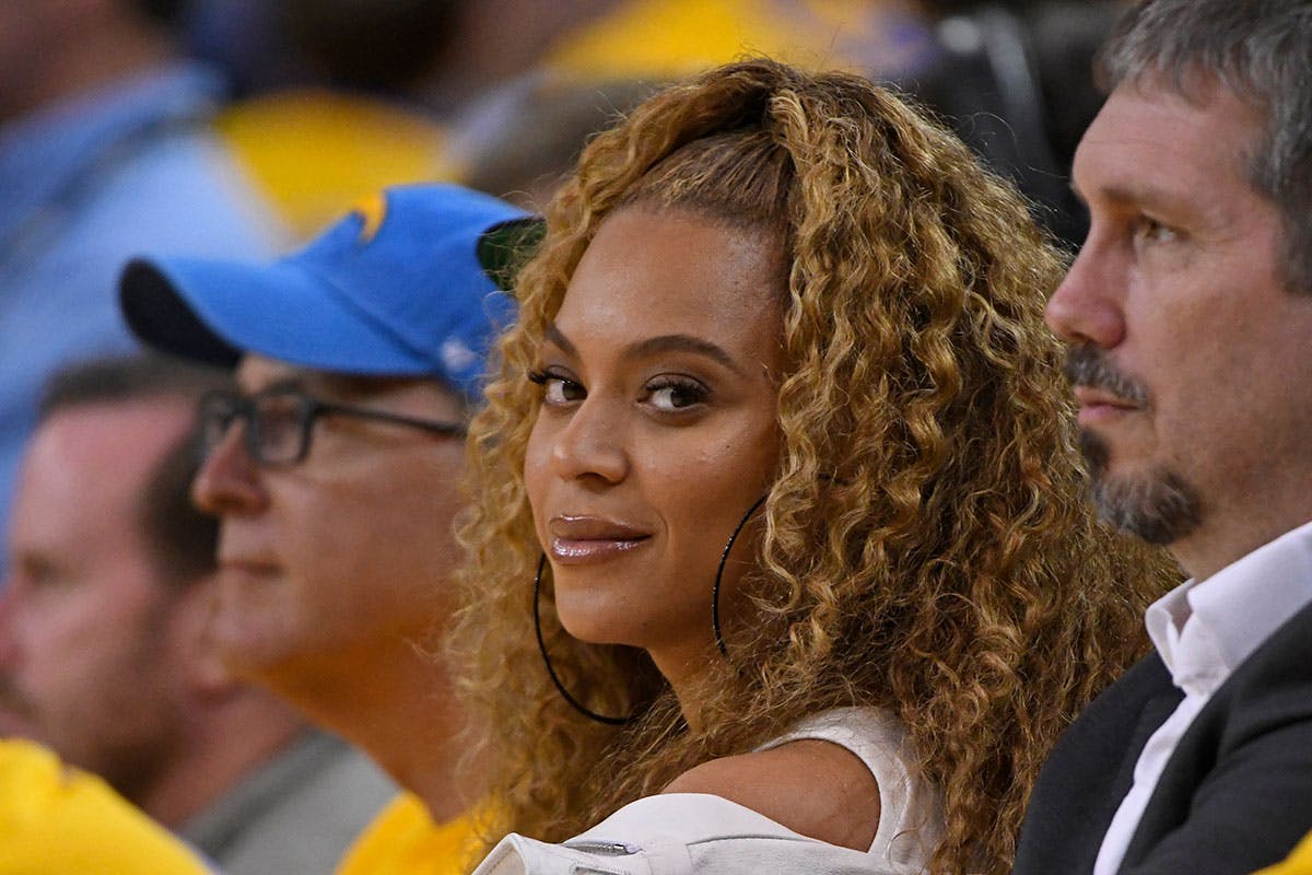 beyonce-amc-the-gift-01