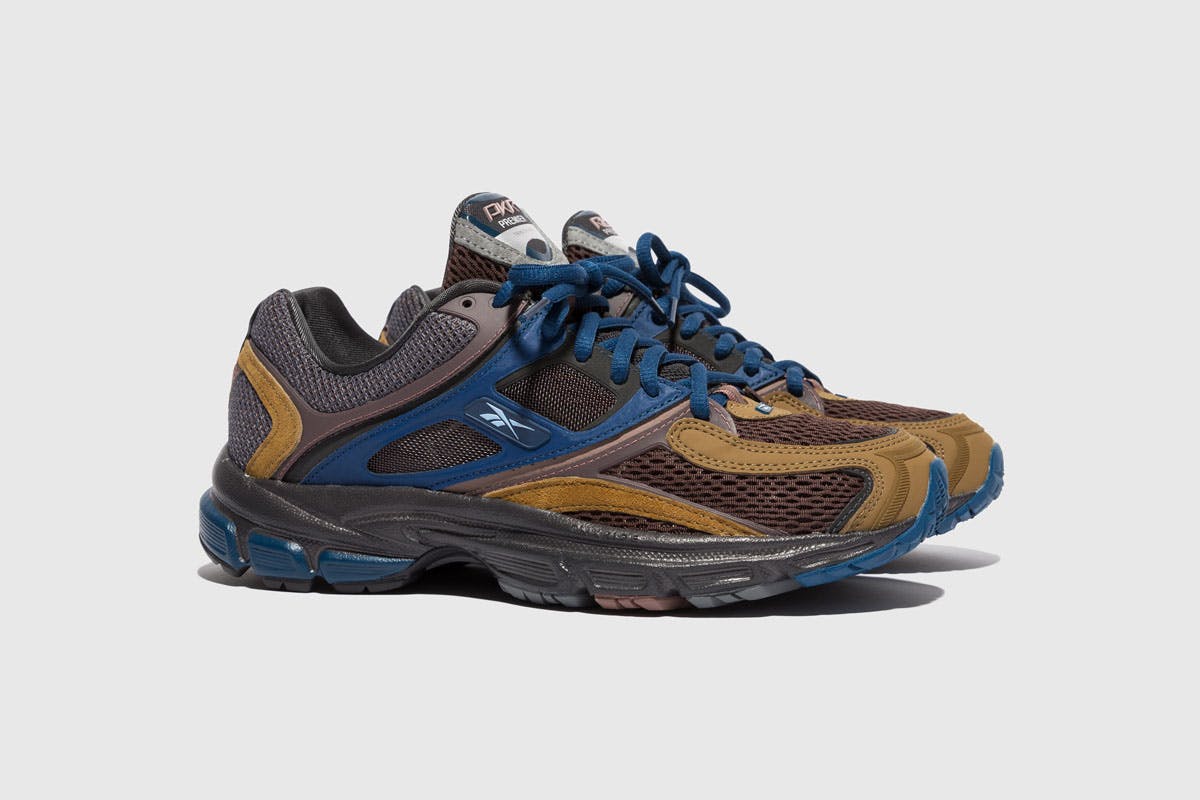 packer-x-reebok-trinity-premier-release-date-price-brown-01